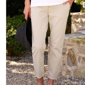 Frank & Eileen Wicklow Beige Cropped Chino Pants